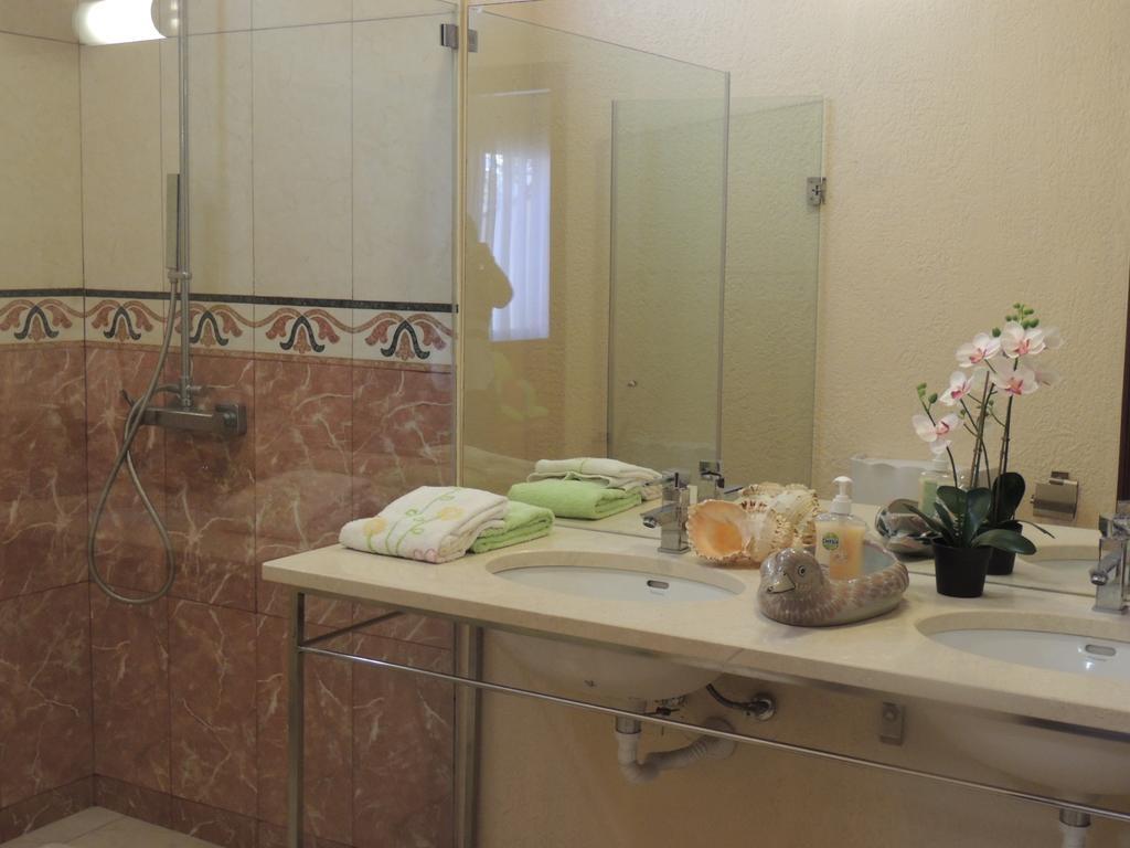 Studio Flat With Pool Funchal  Pokoj fotografie